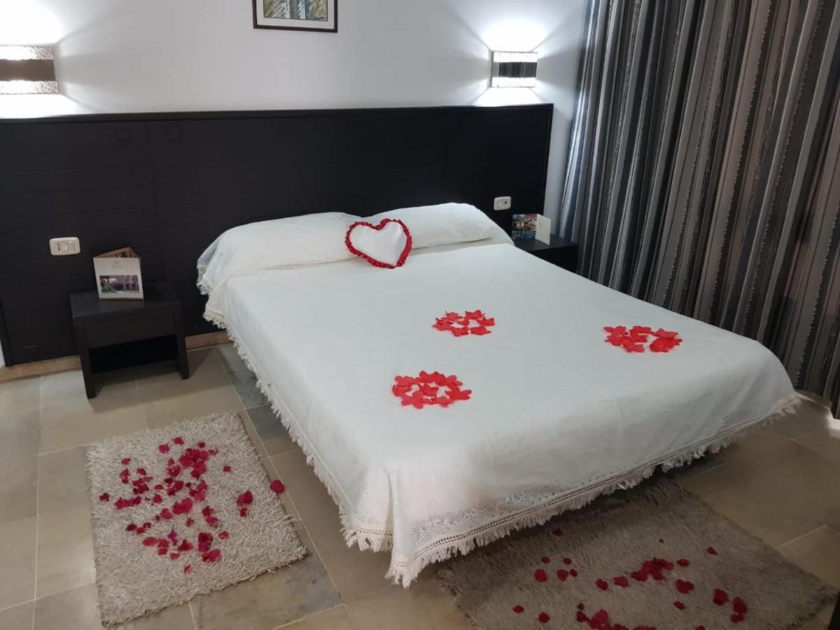 ביזרטה Andalucia Appart Hotel מראה חיצוני תמונה